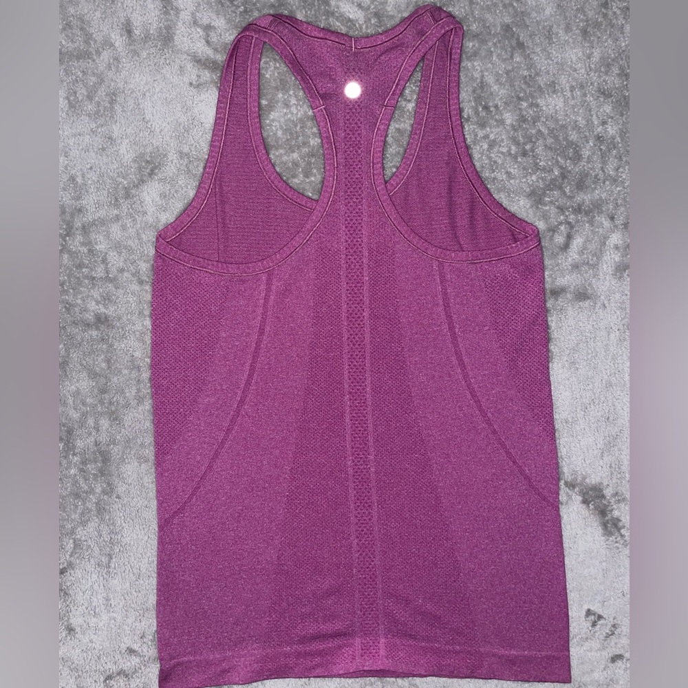 Lululemon Athletica Swiftly Tech Women's Racerback Tank Size 6 Ultra Violet - Picture 3 of 5